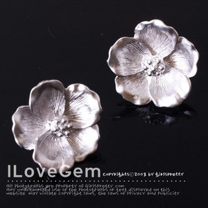 NP-884, Matt Rhodium Plated over Brass, 19mm Flower Stud Earrings, Flower earrings with a Loop, 925 sterling silver post