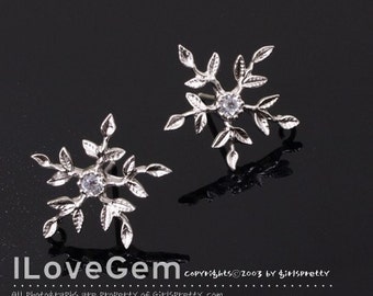 SALE/ 10pcs// P867 Matt Rhodium-plated, snowflake earring, 925 sterling silver post