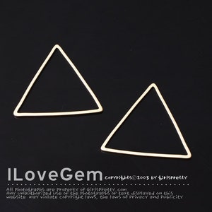 4pcs, NP-1834 Matt Gold Plated, Triangle, 30mm, Pendant