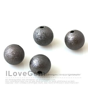NP-1099 Matt Black Plated, Brass, 10mm Stardust round, Bead, 8pcs
