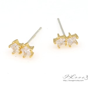 2pcs, NP-2499, Nickel Free Gold Plated over Brass, Tiny Two Star Earrings, Mini Twin Star Ear Stud, Daily Earrings, Birthday Gift