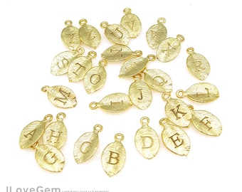 2pcs, P826 Matt Gold, Upper case, Leaf Charm, Alphabet Pendant, Initial Charm, Leaf Letter Pendant, Personalized, Choose letters