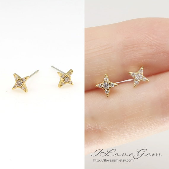 2pcs, NP-2498, Nickel Free Gold Plated Over Brass, Mini Star 2pcs, NP-2498, Nickel Free Gold Plated Over Brass, Mini Star