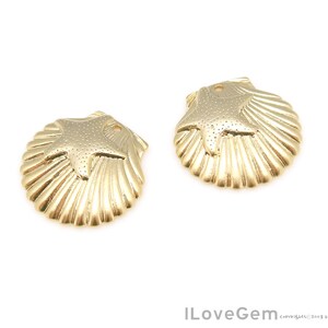 2pcs, NP-2221, Matt Gold Plated, 20X19mm, Seashell and Starfish Pendant, Scallop Charm, Shell Jewelry, Beach Jewerly, Tropical Ocean