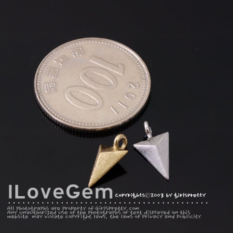 Geometric Pendant NP-1677 Matt Gold Plated 4pcs Faceted Triangle