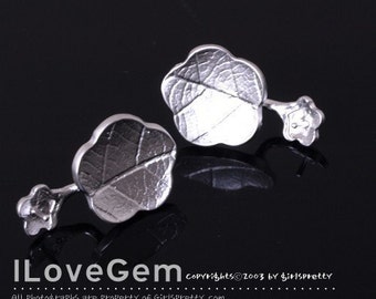 P1260 Matt Rhodium-plated Cute leaf with peg earring, 925 sterling silver post, 4pcs