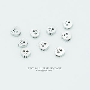 NP-1662, Matte Rhodium plated over Brass, Mini Skull Pendant, 6mm Tiny Skull Beads, Skull Necklace Pendant