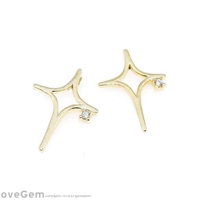 2pcs, NP-2072, Gold plated, Open Star Pendant, Star Necklace Charm with a small Cubic