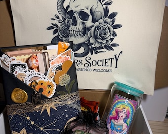 Spicy Romance Book Box: Blind Date with a Book Deluxe