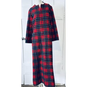 Vintage Red Plaid Womens Pendleton Robe - Housecoat W/zipper Pockets Wool image 16