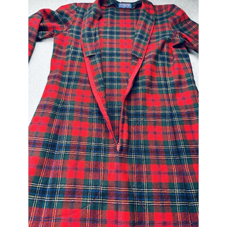 Vintage Red Plaid Womens Pendleton Robe - Housecoat W/zipper Pockets Wool image 6