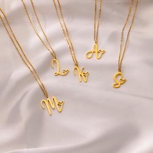 Collar con inicial de corazón de oro personalizado para mujer, colgante personalizado de la A a la Z, regalo de aniversario, regalo minimalista, delicado