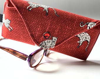 Handmade Eyeglass Case - Featuring wild big cats - Suitable for Sunglasses and Reading Glasses