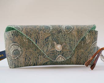 Glasses case/ Eyeglass case/Sunglasses case/Reading glasses case/Liberty fabric/peacock feather