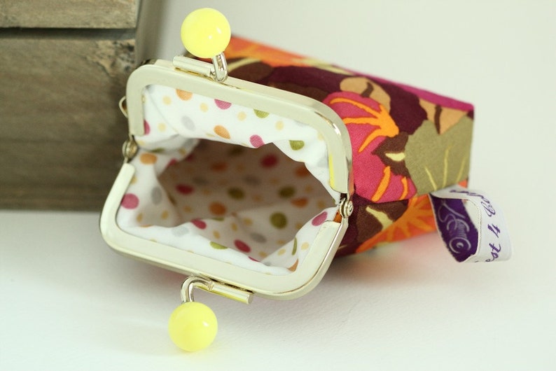 Golden metal frame coin purse/ Orange or yellow bead/ Kaffe Fassett/ orange and pink pumpkins . image 4