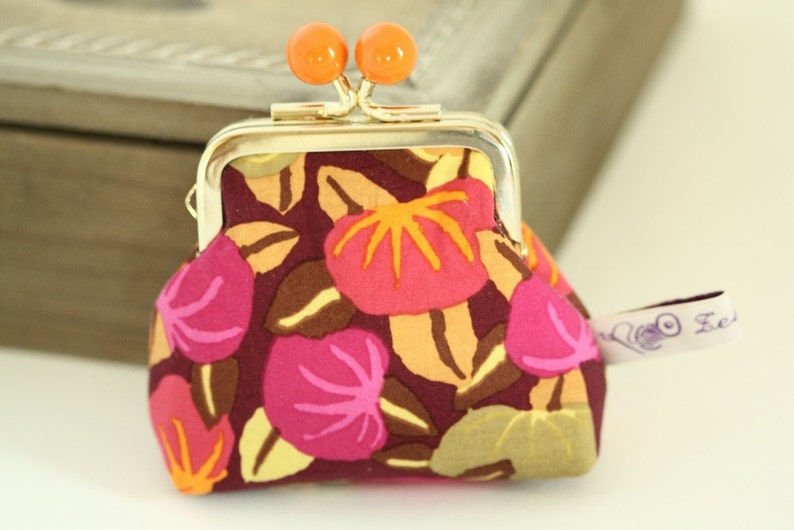 Golden metal frame coin purse/ Orange or yellow bead/ Kaffe Fassett/ orange and pink pumpkins . image 3