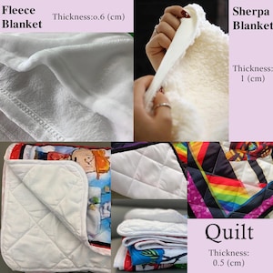 以下が含まれることがあります： 毛布とキルトのクローズアップ画像。フリースブランケットは白で厚さ0.6cmです。シェルパブランケットは白で厚さ1cmです。キルトは白いキルティングトップで厚さ0.5cmです。「Fleece Blanket」、「Sherpa Blanket」、「Quilt」の文字が含まれています。
