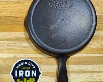 Favorite Piqua Ware No. 3 Smiley Logo Cast Iron Skillet