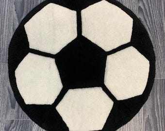 Alfombra redonda de fútbol en blanco y negro. Decoración deportiva para habitación infantil, dormitorio o área de juegos.