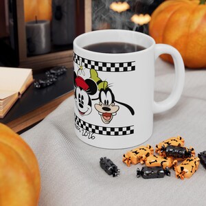 Micky und Freunde Name / Text auf der Tasse, Micky Maus Thema Tassen, personalisierte Micky Maus Tasse, Keramik Kaffeetasse, süße Tasse für Kinder Bild 5