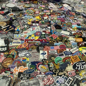 1500 willekeurige geborduurde patches Bulkpartij opstrijkbare gemengde bundel