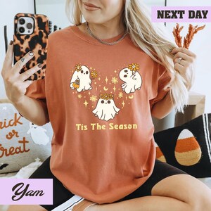 Tis The Season Halloween Shirt, Halloween Comfort Colors Shirt, Retro Ghost Shirt, Cute Fall Shirt, Women&#39;s Halloween Tee, Pumpkin Season