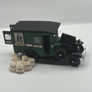 ダンバリーミント社 1931年U.Sメールトラック 1/24 Danbury Mint 1931 Mail Truck - Etsy