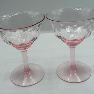 Vintage pink depression glass stemware set of (2) 5” H