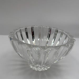 Vintage Marquis by Waterford crystal omnia ribbed bowl 6” diameter signed Waterford