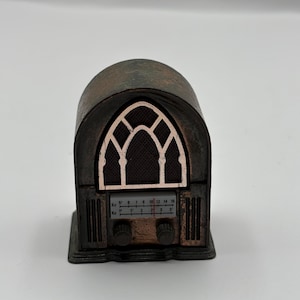 Vintage Playme die cast pencil sharpener radio shape made in Spain great for office decor , man’s gift , collection