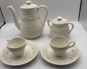 Zestaw do herbaty Vintage Wedgwood Etruria Balaston Cream Embossed