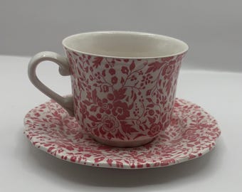 Zestaw 7 sztuk naczyń Chintzware w kolorze brudnego różu z kwiatowym wzorem w stylu vintage Open Home