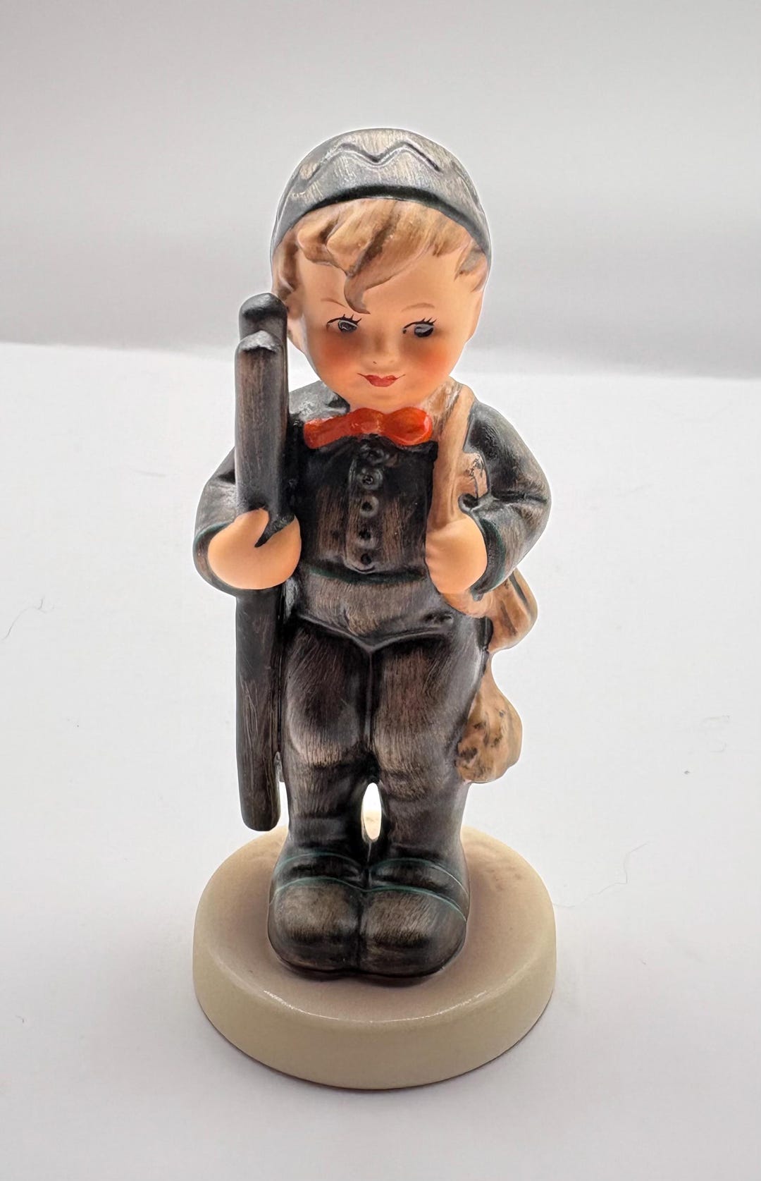 ゲーベル社製フンメル人形「煙突掃除人」コレクターフィギュア - Etsy 日本