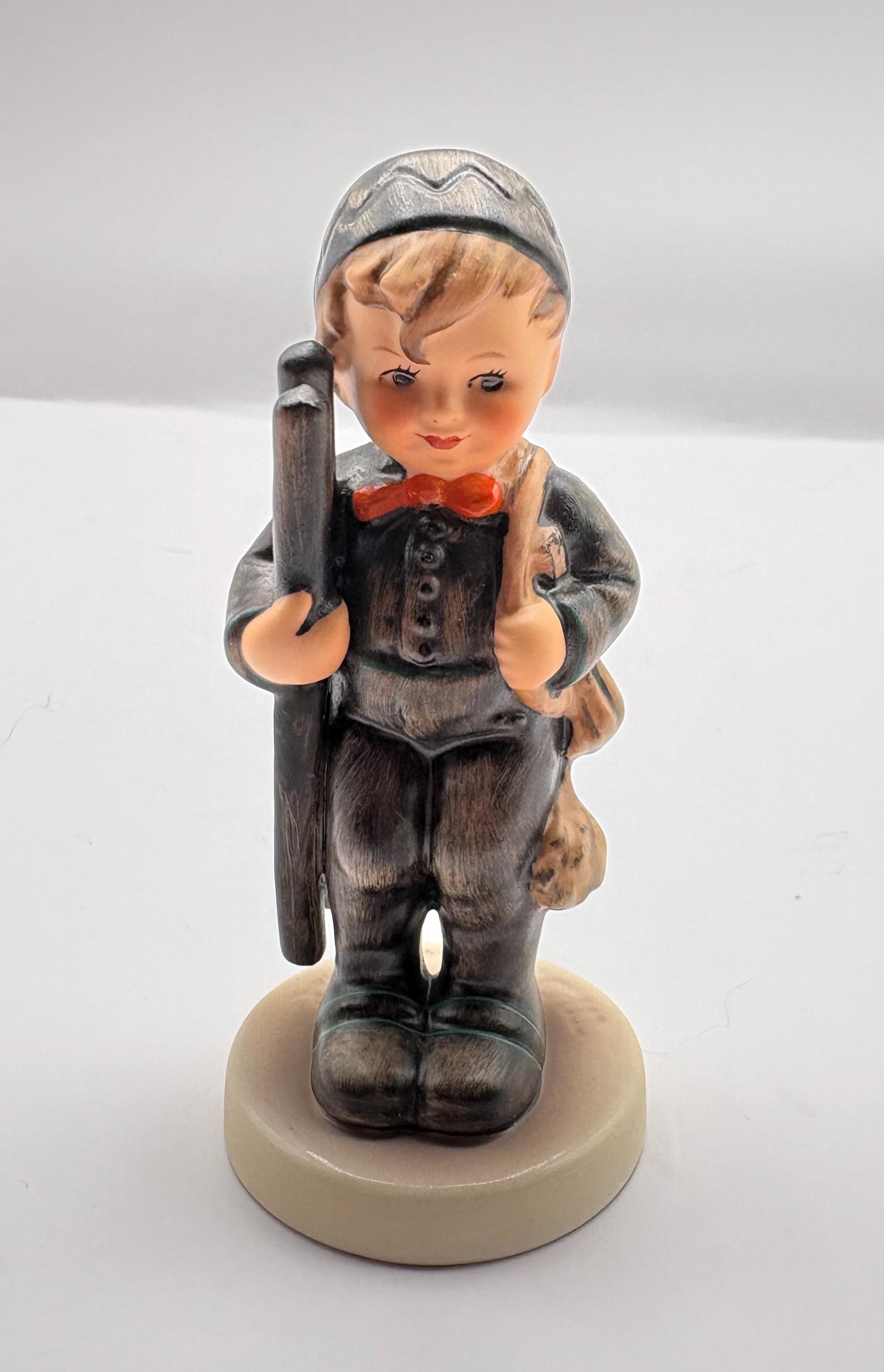 ゲーベル社製フンメル人形「煙突掃除人」コレクターフィギュア - Etsy 日本