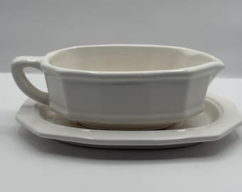 Vintage Pfaltzgraff Heritage White Gravy Boat/mus jabłkowy/naczynie do serwowania 8,3/4” Dł. x 3,5” W