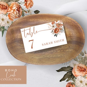 Modelo de cartão de lugar plano Boho outono Canva, floral, ferrugem, terracota, para impressão, cartão de lugar editável, cartões de lugar, cartão de lugar dobrado, Leah