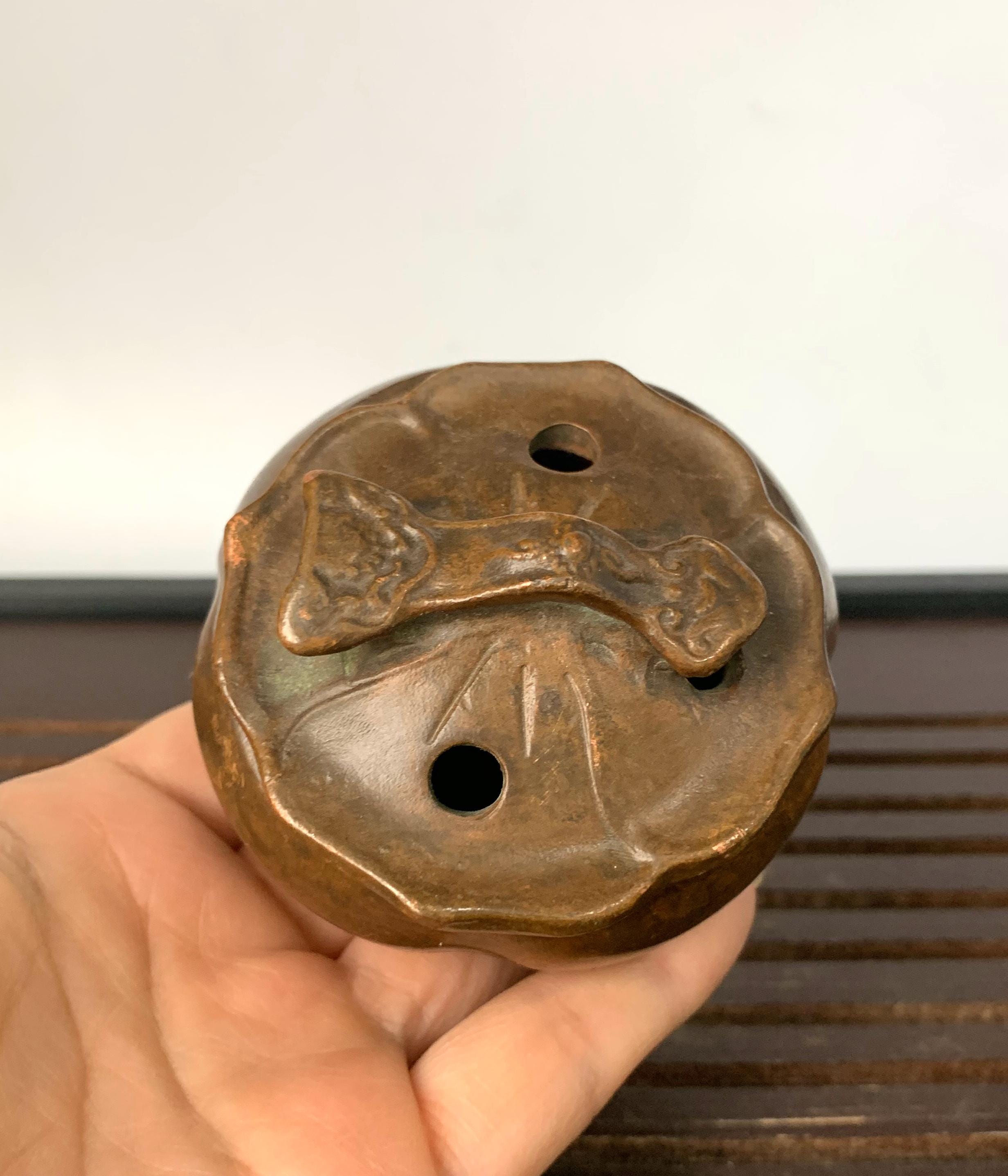 精巧なブロンズ彫刻香炉、ホームデコレーション、風水像 - Etsy 日本