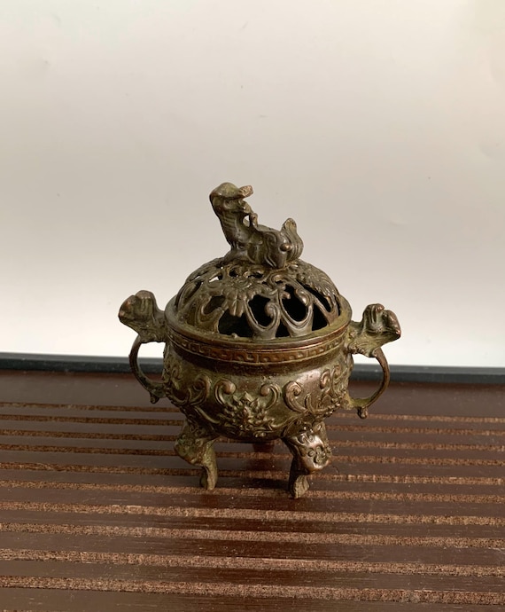 Exquisite Bronze Carved Incense Burner, Home Decoration & Feng