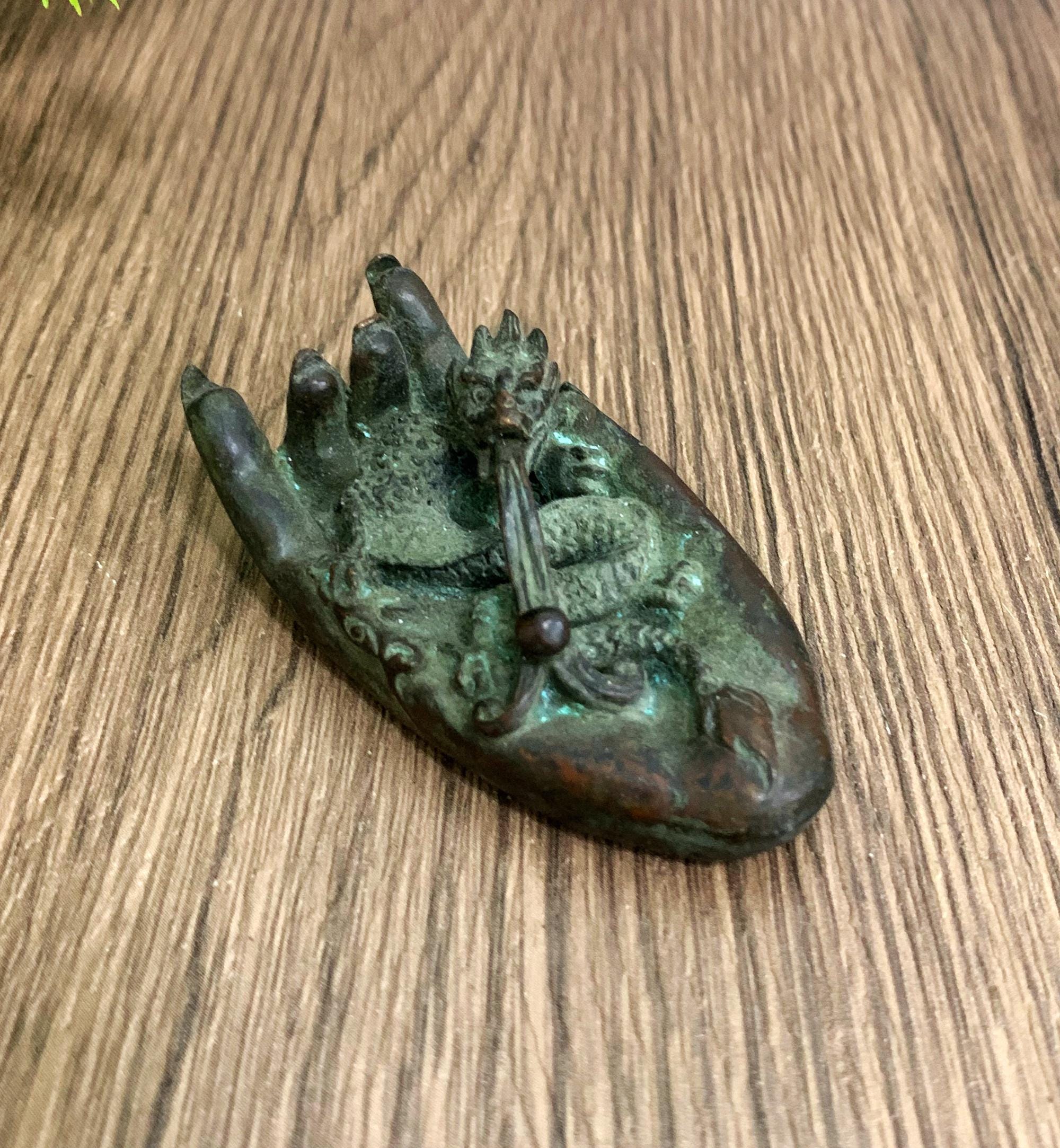 ヴィンテージブロンズ彫刻ドラゴン像。ホームデコレーション - Etsy 日本