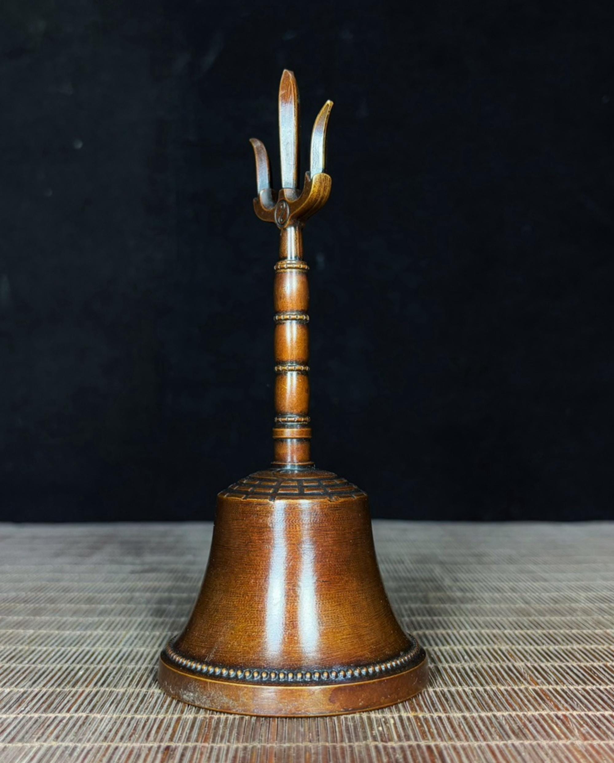 ヴィンテージ真鍮製道教の悪魔祓いの鐘：手彫りの儀式用鐘 - Etsy 日本
