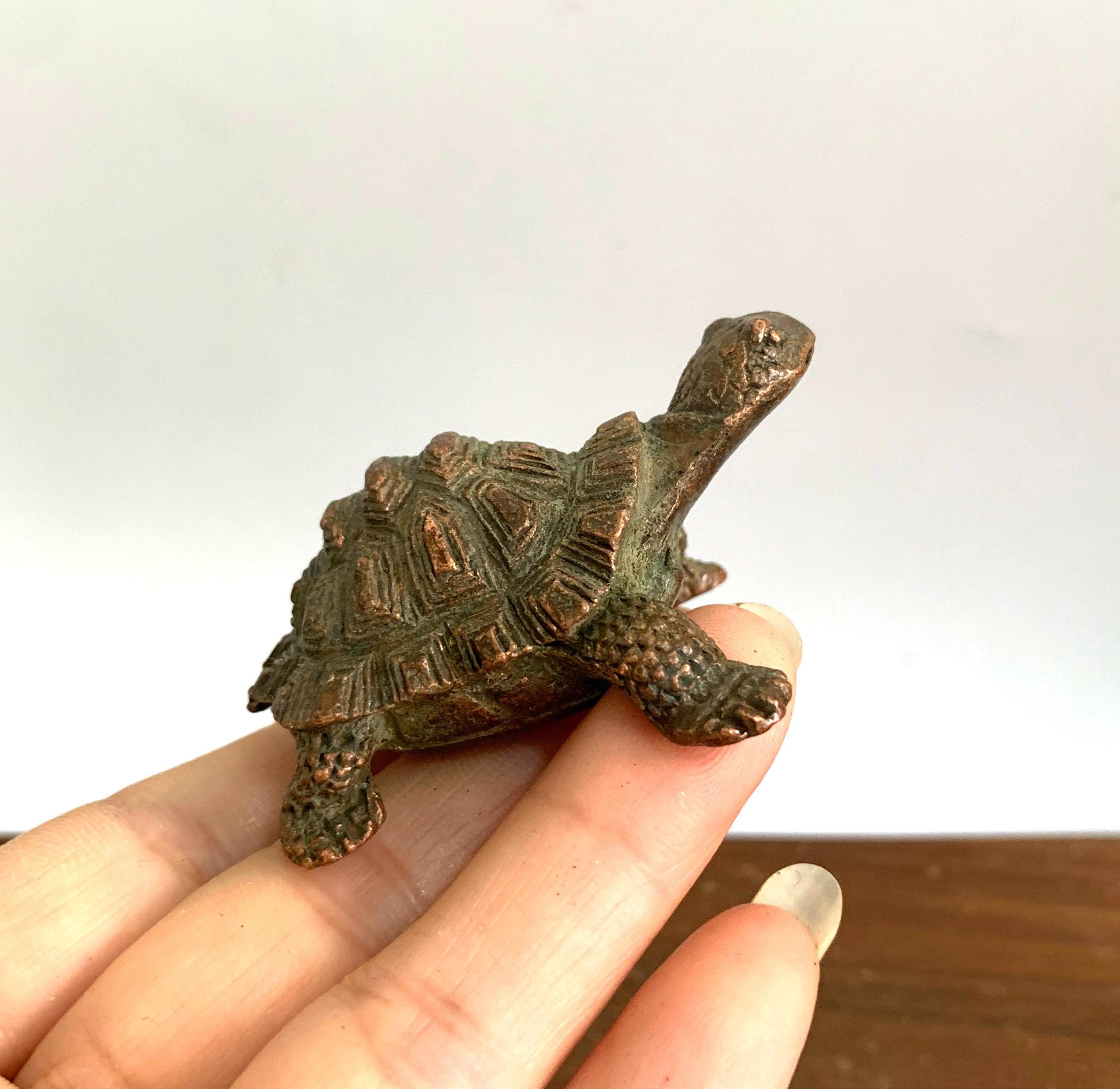 ブロンズ彫刻の亀像。室内装飾、風水像 - Etsy 日本
