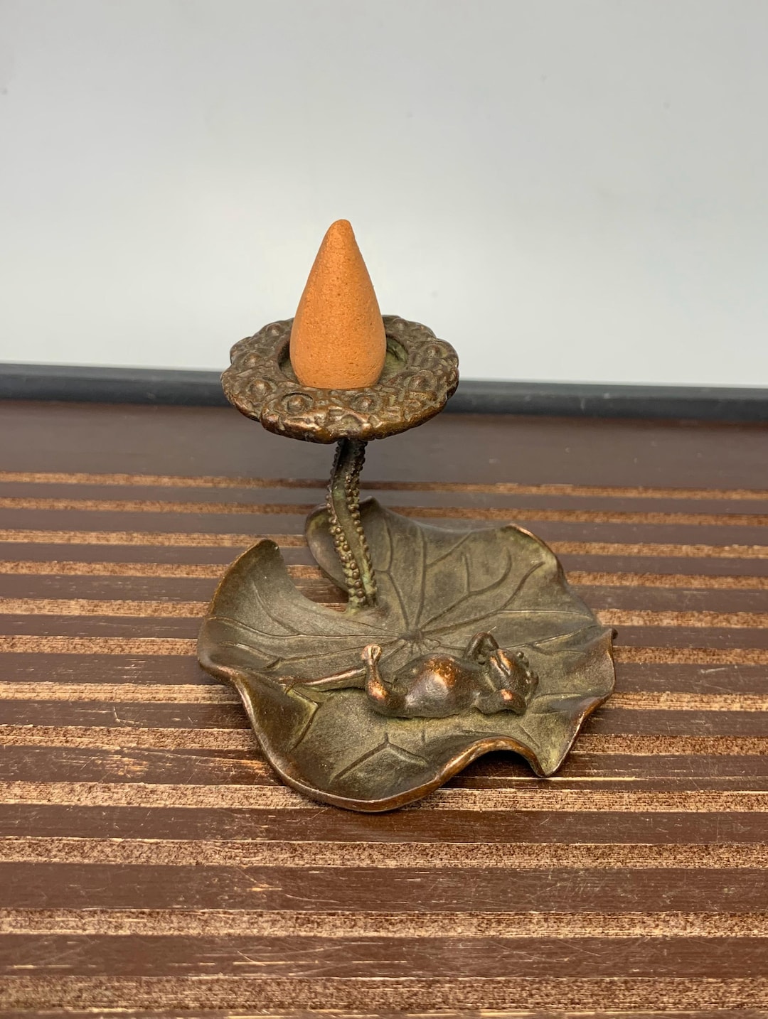 Exquisite Bronze Carved Frog Incense Burner, Home Decoration