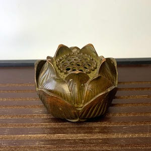 Exquisite Bronze Carved Lotus Incense Burner, Home Decoration & Feng Shui Statue