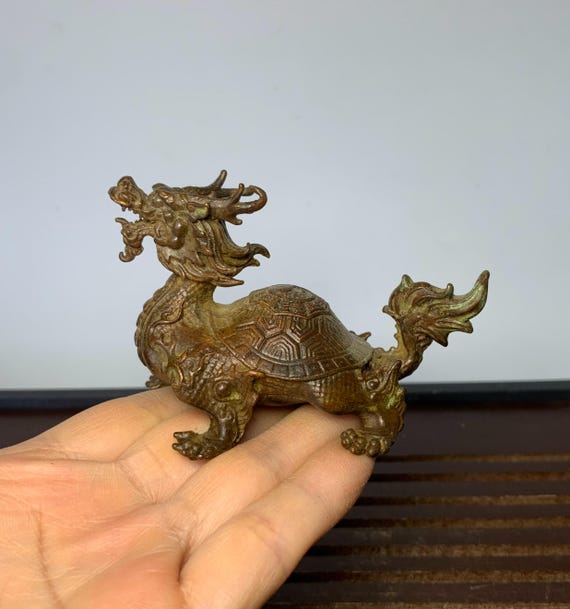 Exquisite bronze carved dragon turtle tea pet statue. Home Decoration & Feng Shui Statue