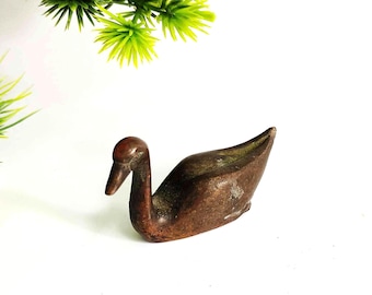 Vintage bronze carved duck statue. Home Decoration & Feng Shui Statue