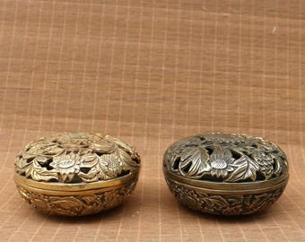 ヴィンテージ真鍮彫刻菊香炉、ホームデコレーション＆風水像 - Etsy 日本