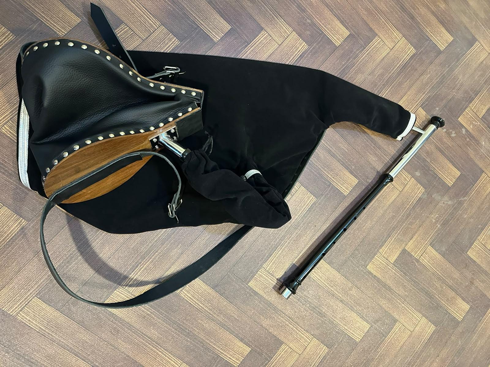Irish Uilleann Pipes Practice Set