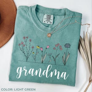 Comfort Colors® Personalize Floral Grandma Shirt, Mothers Day Gift For Grandma, New Nana Shirt, Granny Shirt, Gigi Mimi Shirt, Nana Shirt