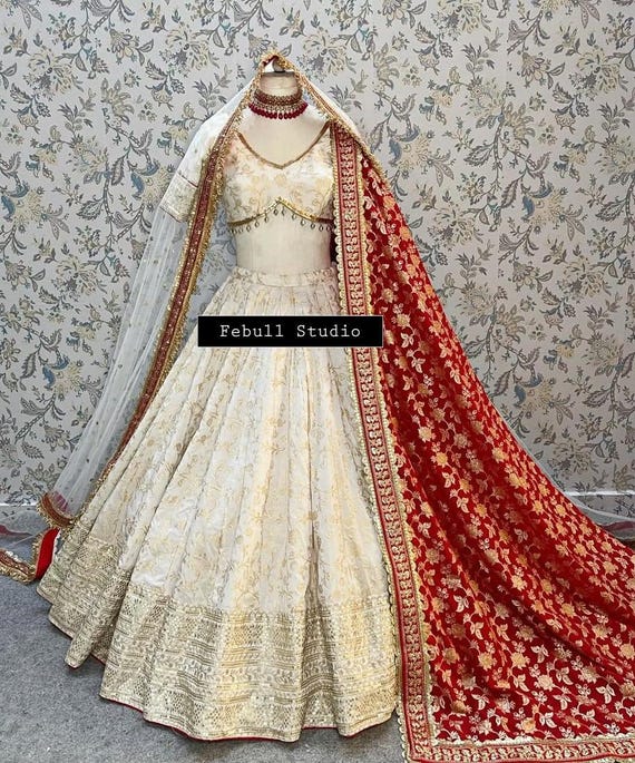 And Gold Bridal Red And White Indian Wedding Dresses Classic And Romantic Downtown Pete Indian Fusion And Gold Bridal Red And White Indian Wedding Dresses Classic And Romantic Downtown Pete Indian Fusion