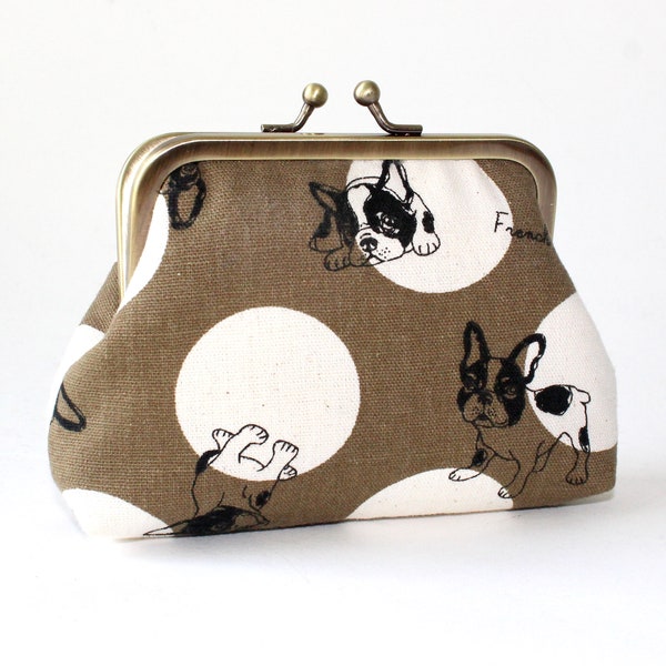 4 po. Porte-monnaie moyen. Kiss Lock Coin Purse. Change de bourse. Pochette de pièce de chien en vert kaki avec des bulldogs Français